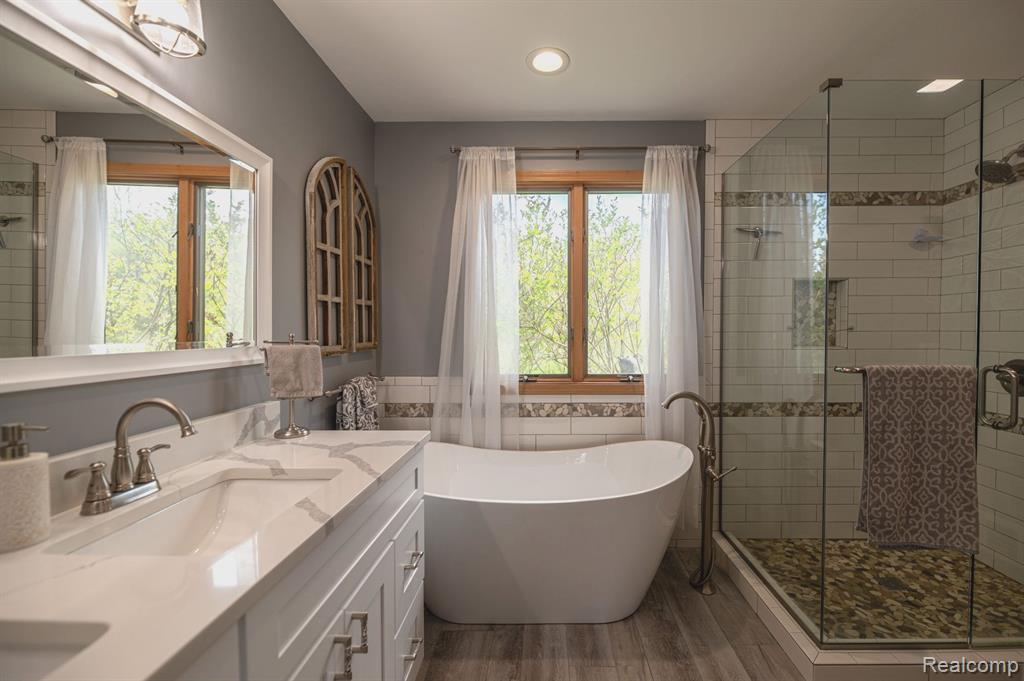 4231 LIPPINCOTT Road, Lapeer, MI 48446 — Photo 12