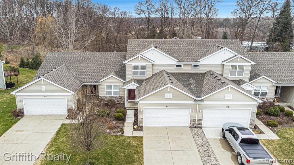 98 SEDUM, Howell, MI 48843 — Photo 31