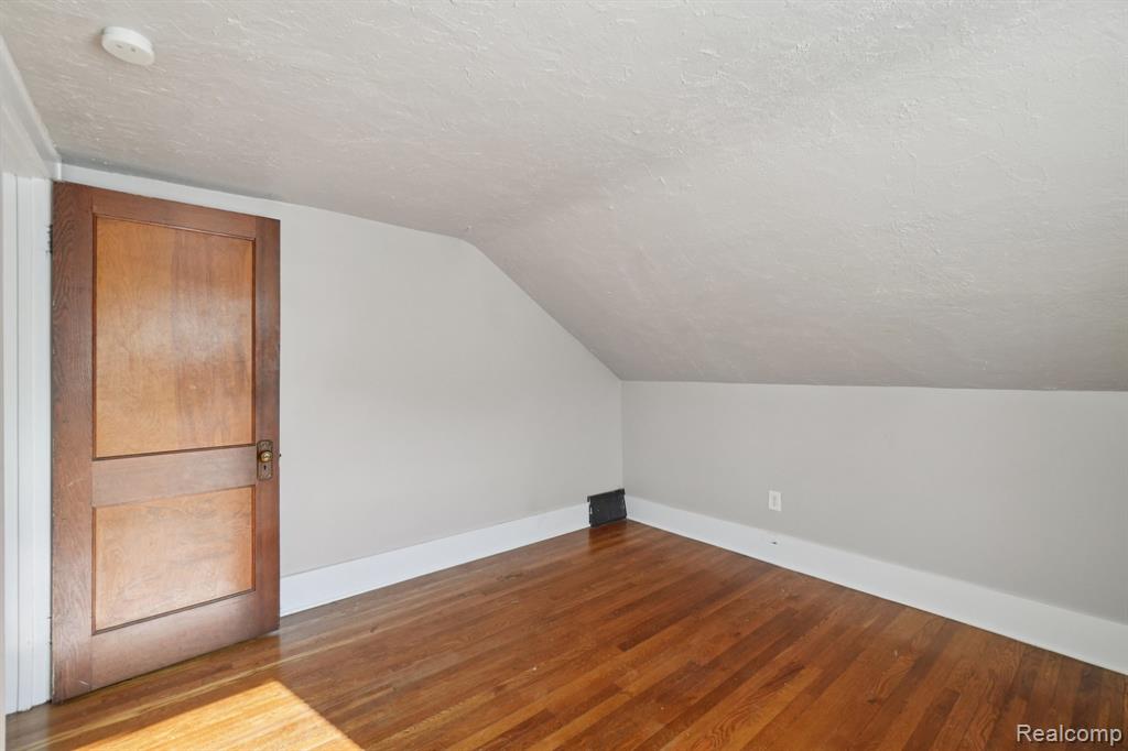 611 S West Street, Royal Oak, MI 48067 — Photo 31