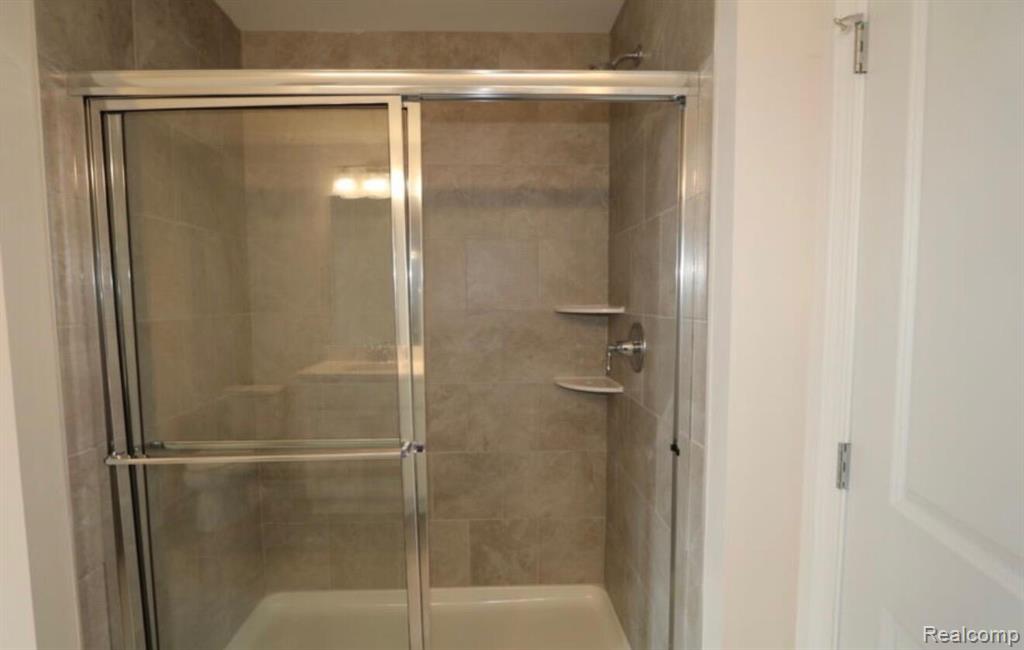 8587 Grove Street, Washington, MI — Photo 12