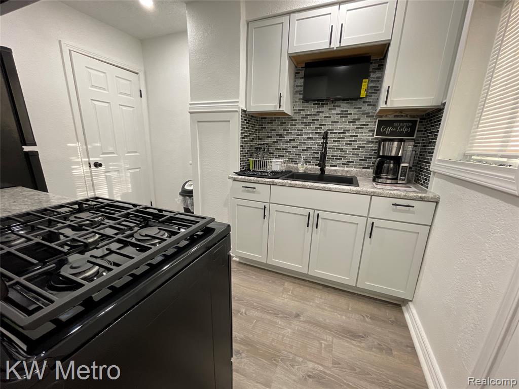 8559-8563 Wyoming Avenue S, Detroit, MI 48204 — Photo 14
