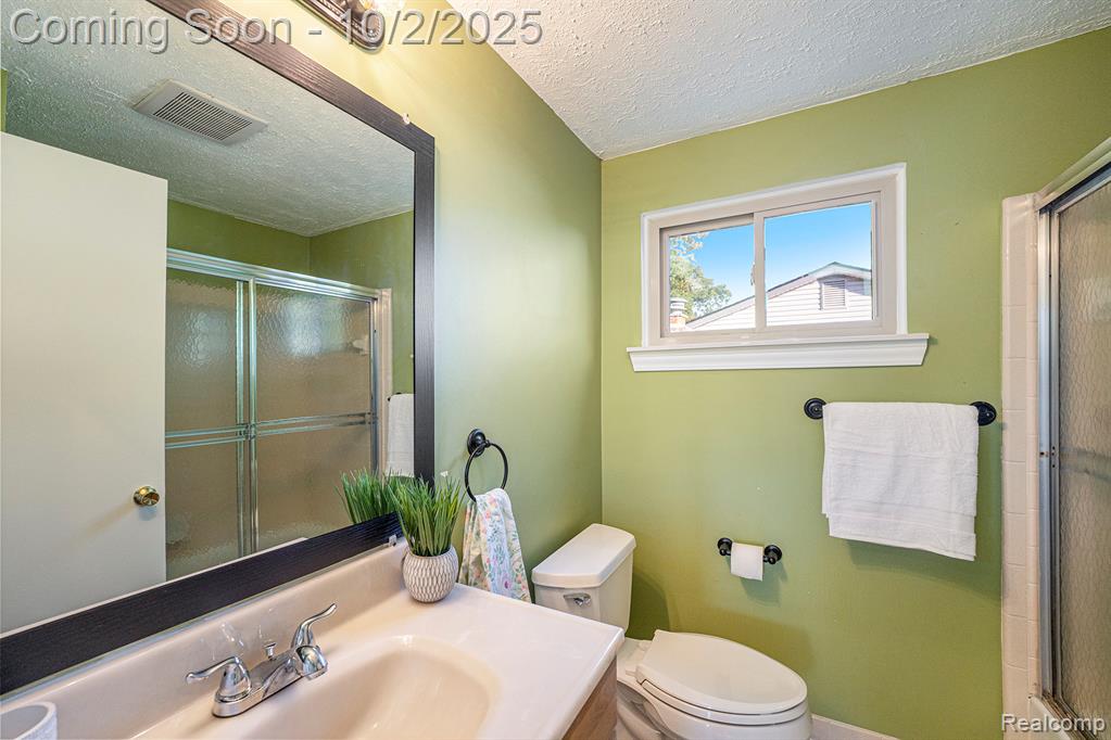6011 Beaufort Drive, Canton, MI 48187 — Photo 21