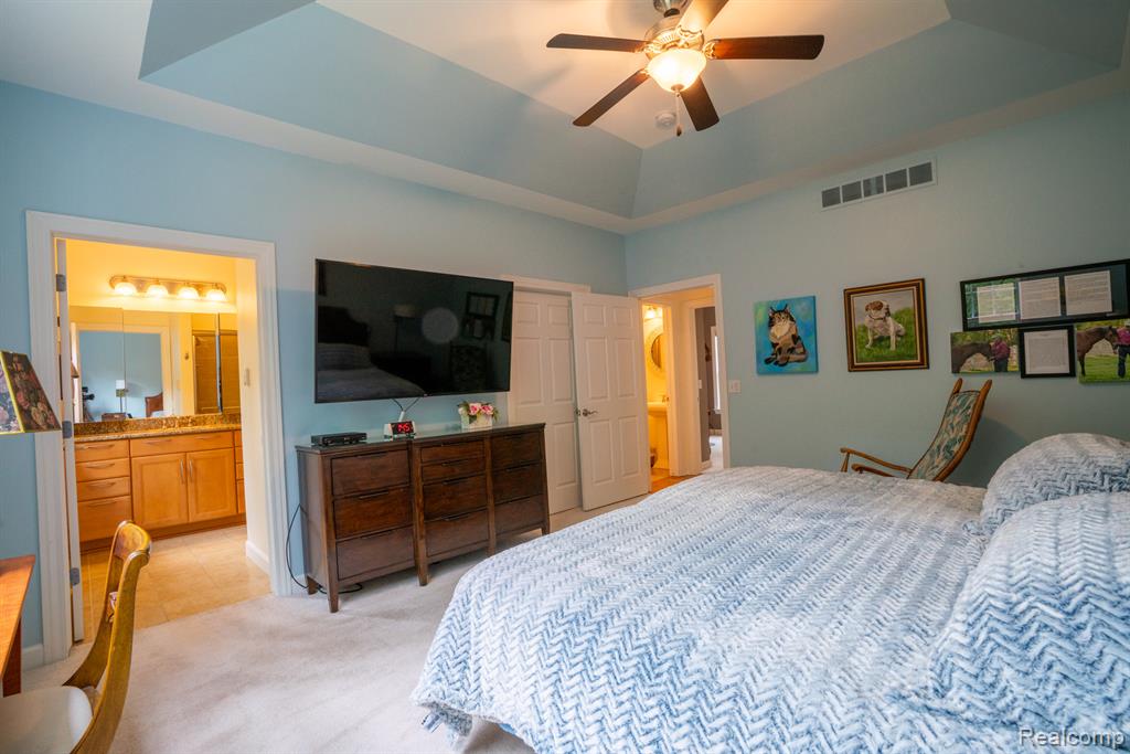 5653 Trail Side Lane, 9, Whitmore Lake, MI 48189 — Photo 21