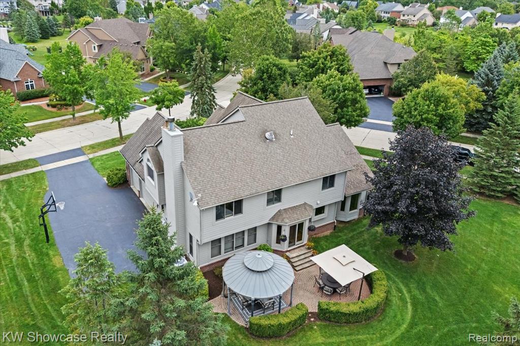 45776 Bristol Circle, Novi, MI 48377 — Photo 48