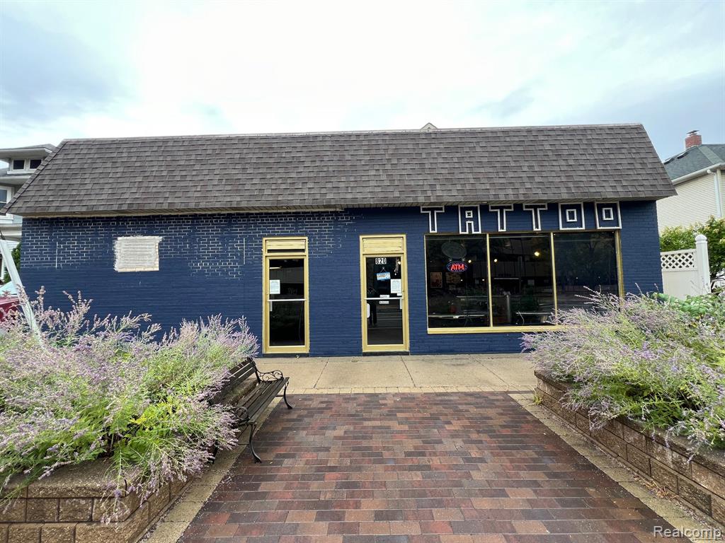 820 S Washington Avenue, Royal Oak, MI 48067 — front exterior