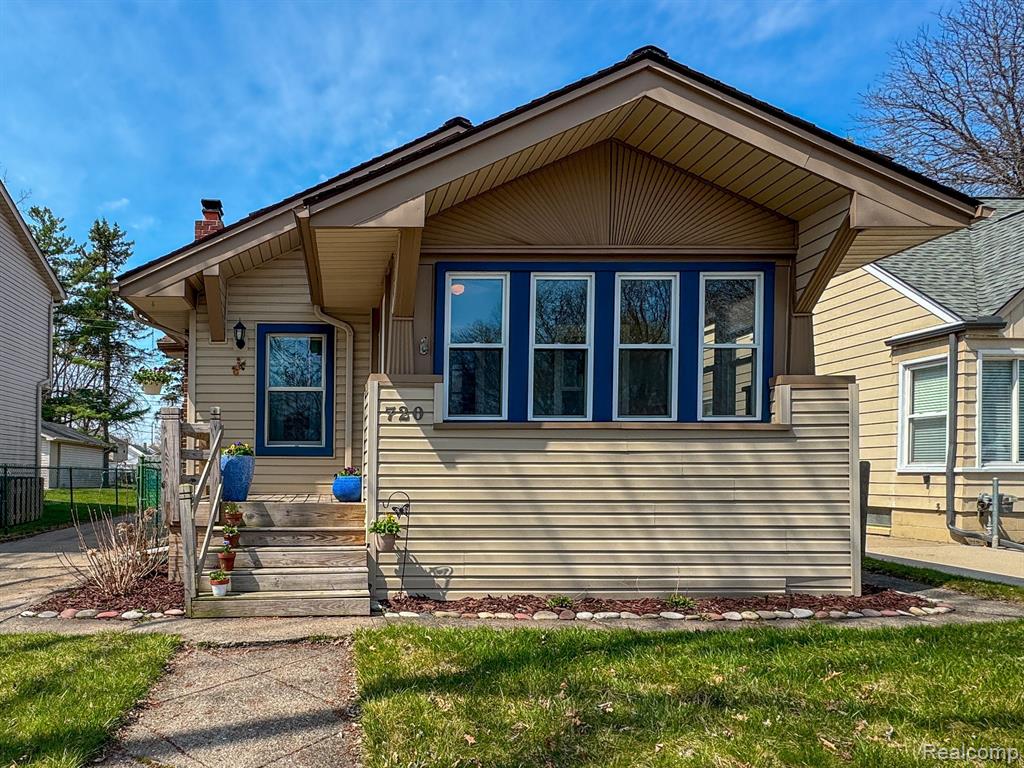 720 S DORCHESTER Avenue, Royal Oak, MI 48067 — front exterior