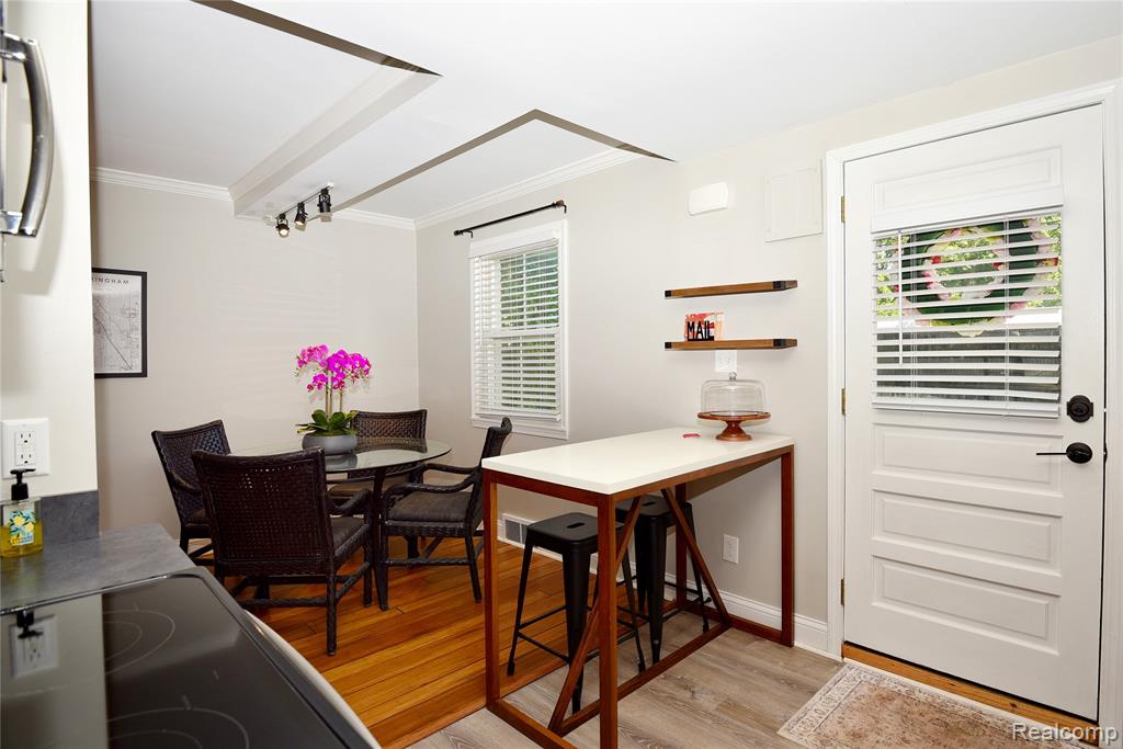 726 Graefield Court, Birmingham, MI 48009 — Photo 12