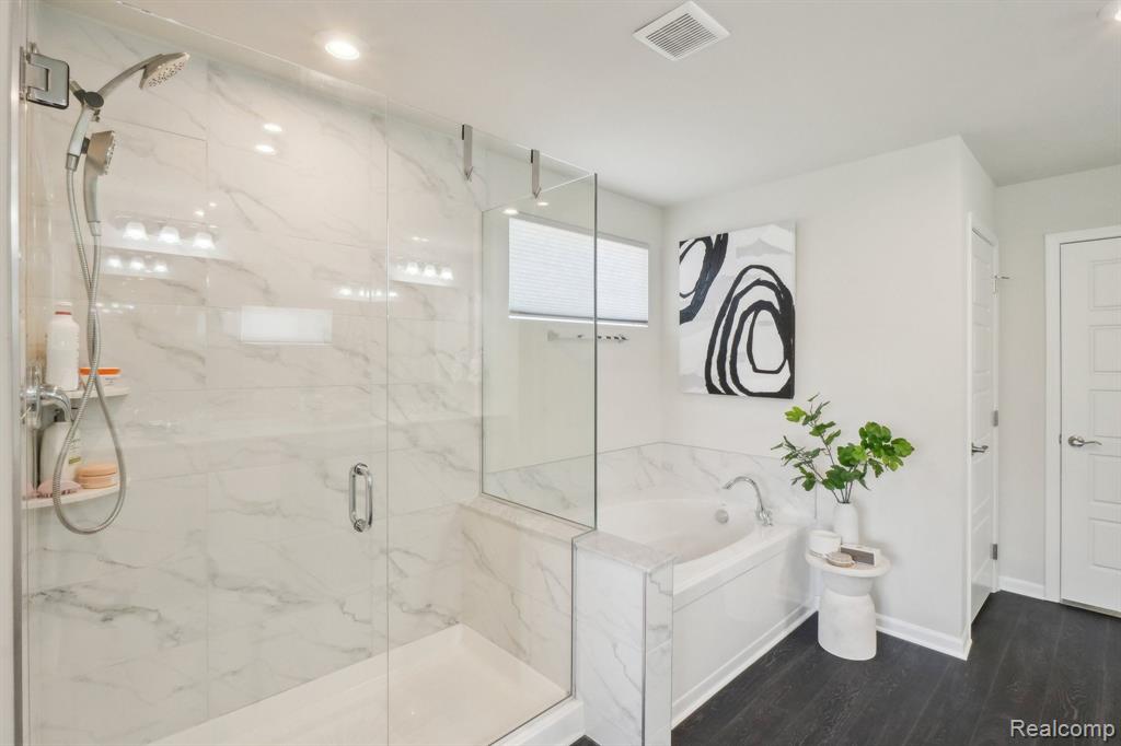2466 MEADOW HILLS Drive, Ann Arbor, MI 48108 — Photo 31