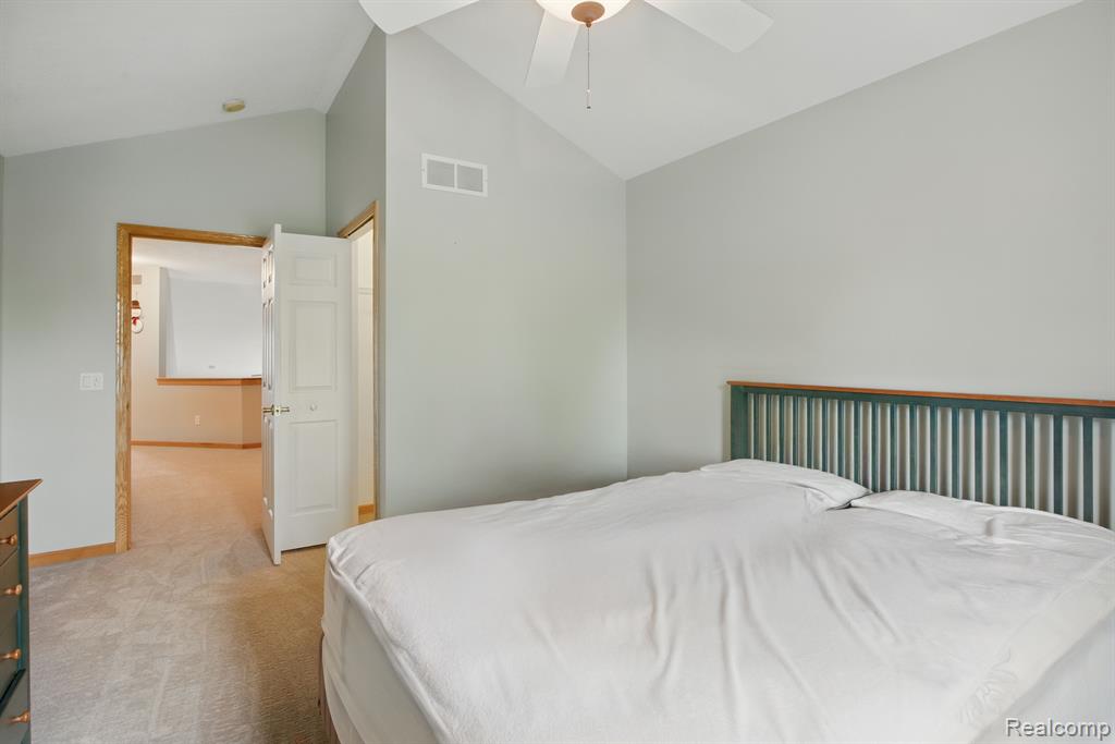 5496 GREENWAY Drive, 48, Trenton, MI 48183 — Photo 29