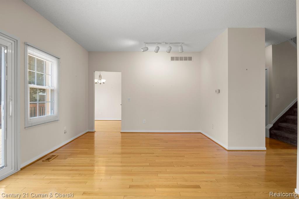 41665 CHARLESTON Lane, Novi, MI 48377 — Photo 14