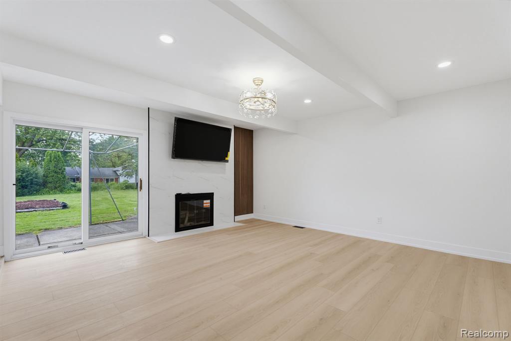 6780 Lee Crest Drive, West Bloomfield, MI — Photo 19