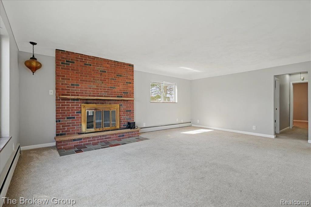 4426 MORRISH Road, Swartz Creek, MI 48473 — Photo 8