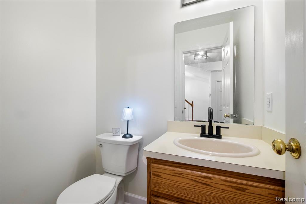 412 Oak Run Court, 6, Royal Oak, MI 48073 — Photo 12