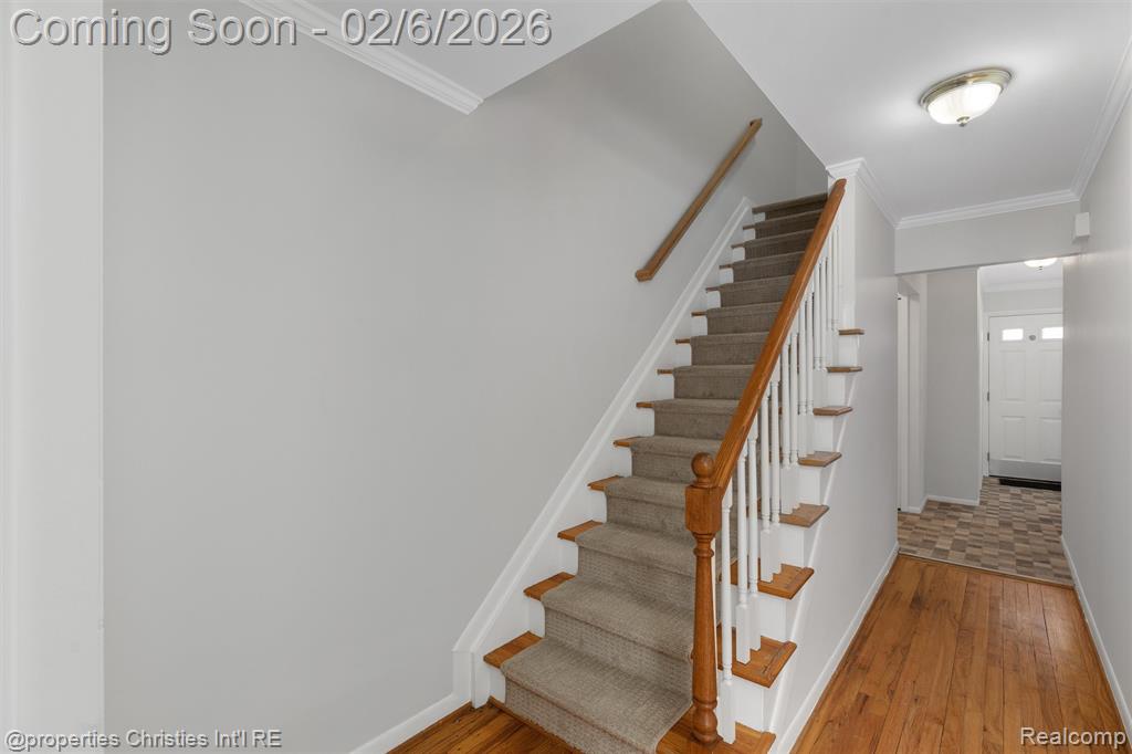 607 Fox Hills Drive N, Bloomfield Hills, MI 48304 — Photo 13