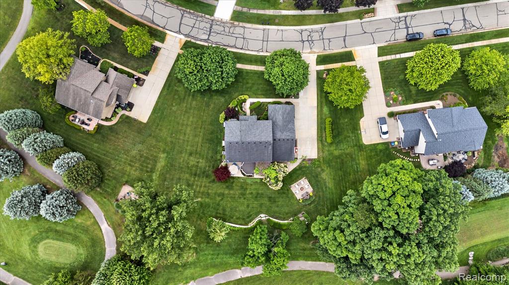 2333 Sandlewood Drive, White Lake, MI 48383 — Photo 54
