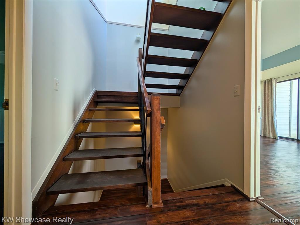 6164 Palomino Court, West Bloomfield, MI — Photo 38