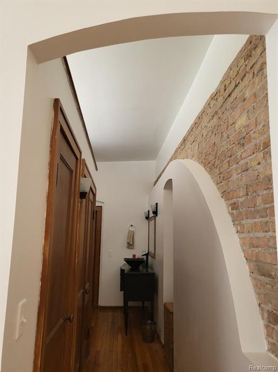677 SELDEN Street, Detroit, MI 48201 — Photo 13