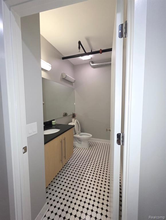614 TROY, Royal Oak, MI 48067 — Photo 3