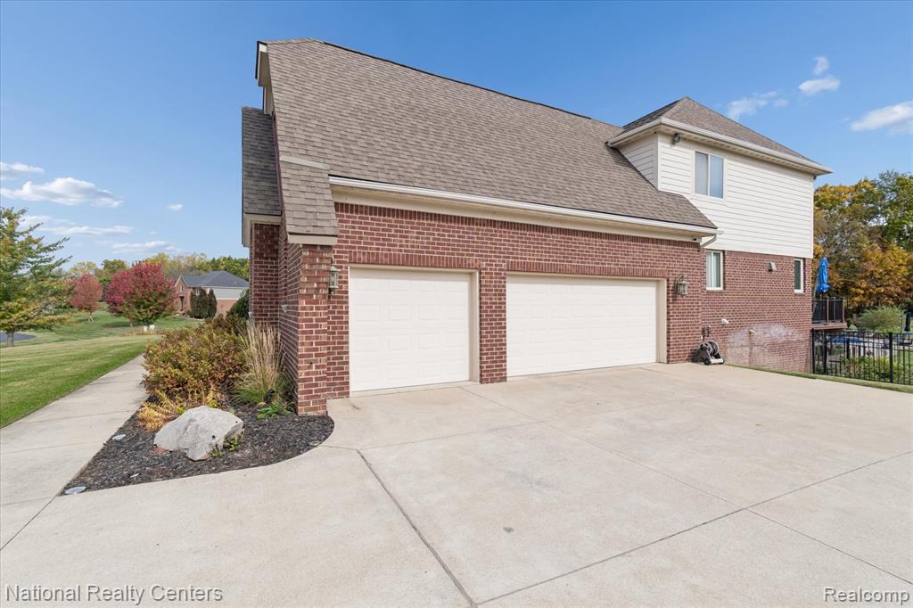 9888 Meadow View Court, Northville, MI 48167 — Photo 78