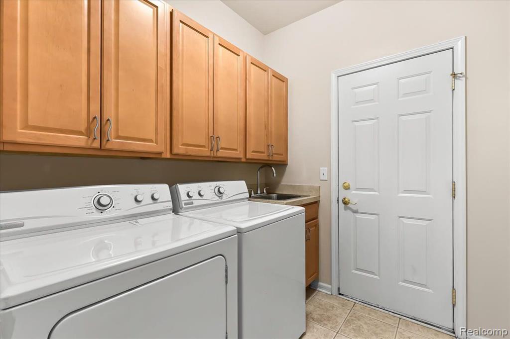 4048 BROOKSTONE Drive, Canton, MI 48188 — Photo 15