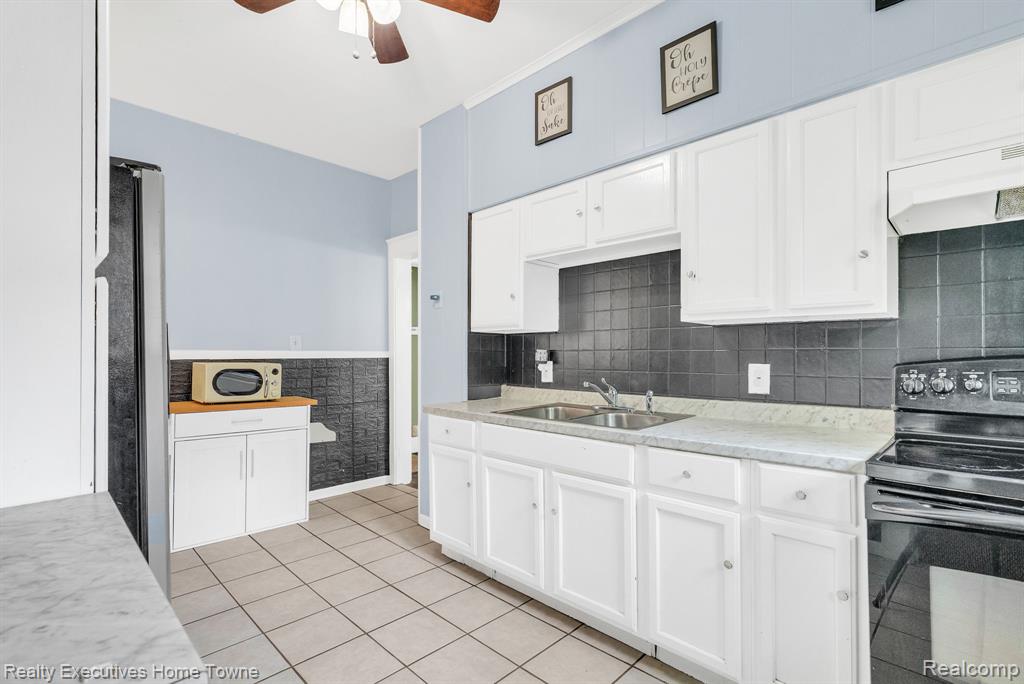 509 13th Street, Port Huron, MI 48060 — Photo 16