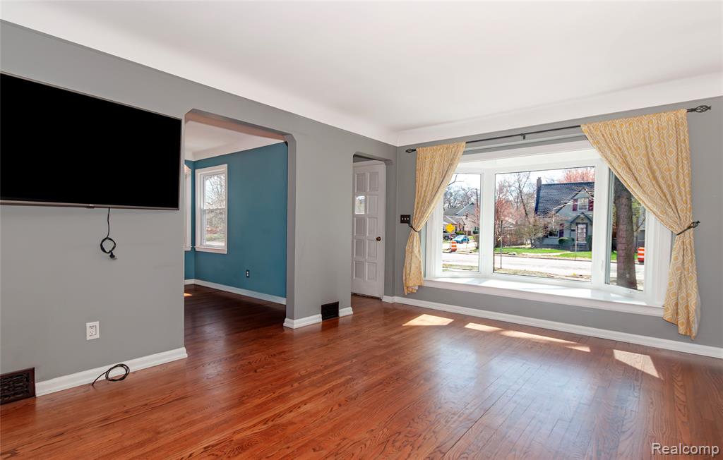 802 Catalpa Drive, Royal Oak, MI 48067 — Photo 3