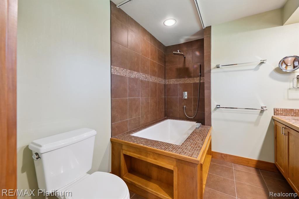 8751 Beechwood Drive, Gregory, MI 48137 — Photo 30