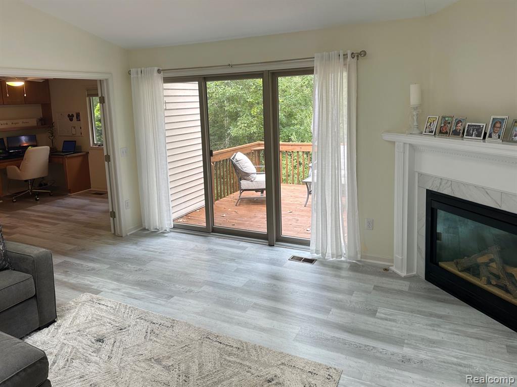 1439 DARNEL Drive, Brighton, MI 48116 — Photo 12