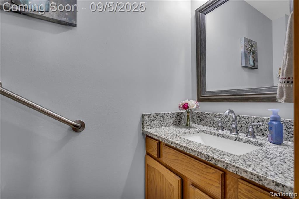 43559 Riverbend Boulevard, Clinton Twp, MI 48038 — Photo 20