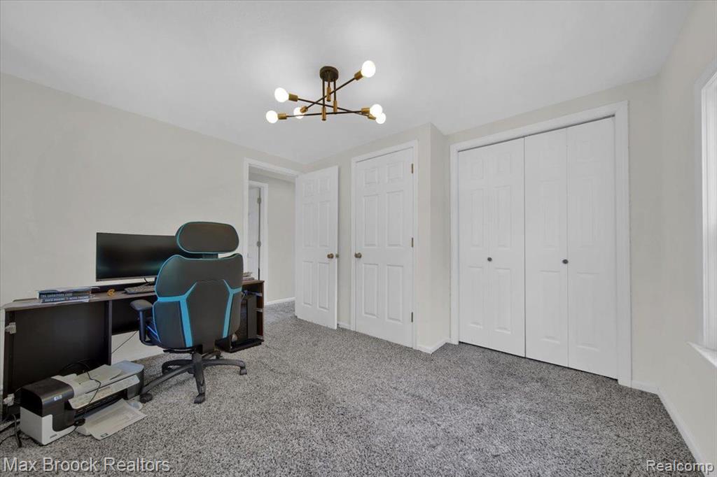 8360 Parker, Saline, MI 48176 — Photo 27