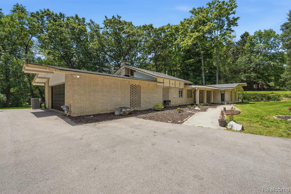 30715 N Greenbriar Road, Franklin, MI 48025 — Photo 6
