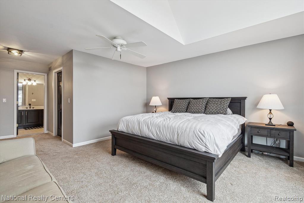 47704 BLUE HERON Drive S, Northville, MI — Photo 22