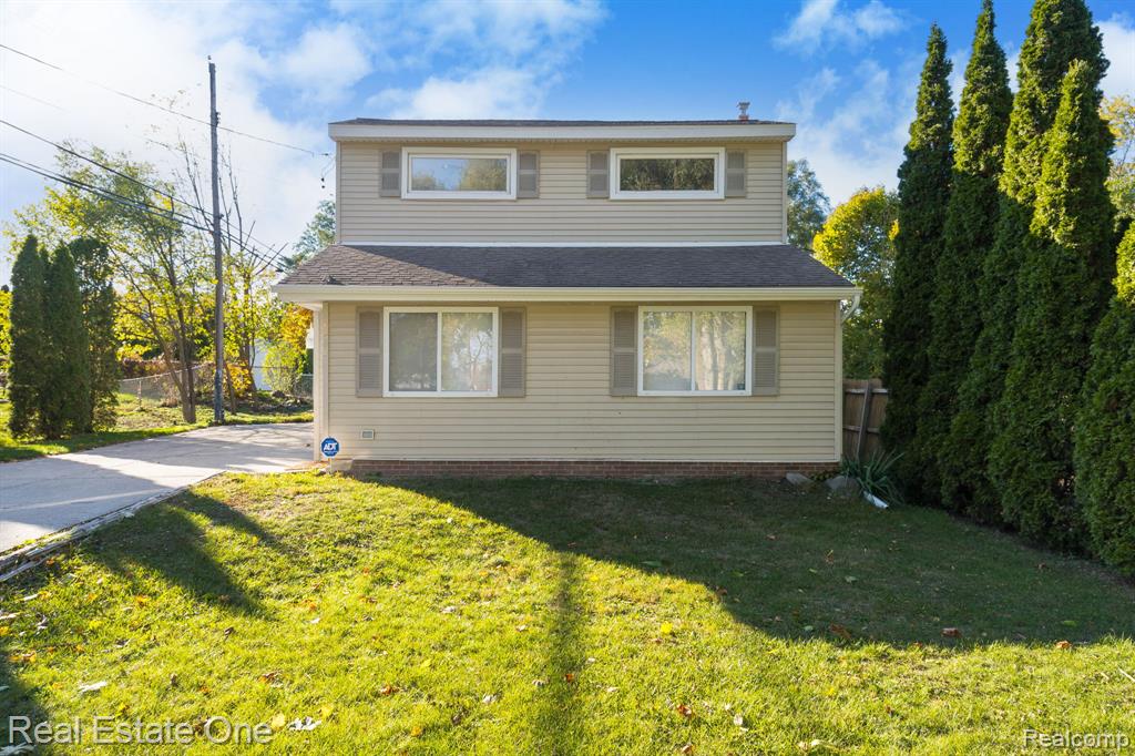 4281 Marcus Road, Waterford, MI 48329 — Photo 2