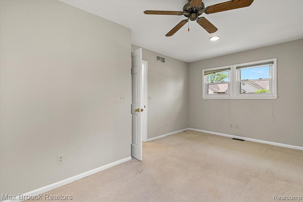 1323 Castlewood Drive, White Lake, MI — Photo 12