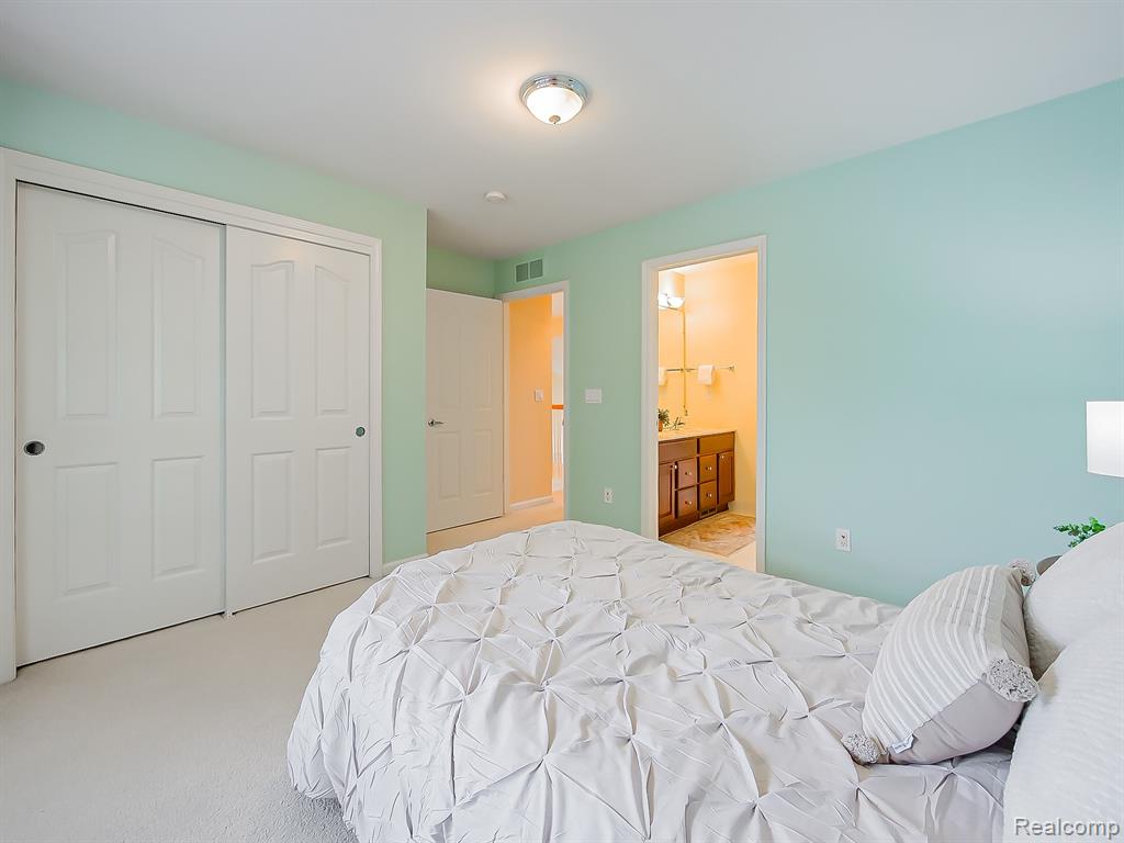 49133 Running Trout Lane, Northville, MI 48168 — Photo 45