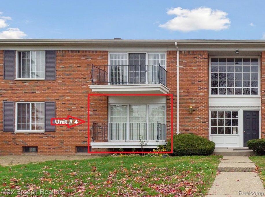 458 FOX HILLS Drive N, A-4, Bloomfield Hills, MI 48304 — front exterior