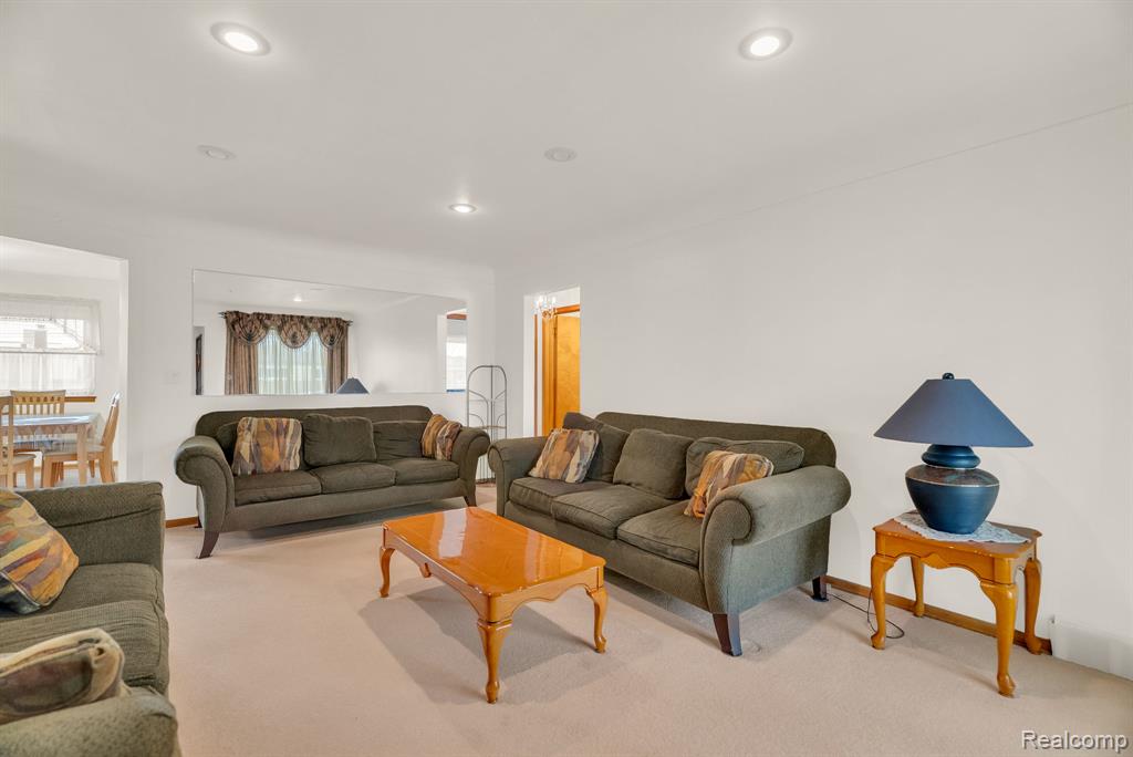 8331 Stanley Drive, Warren, MI 48093 — Photo 6