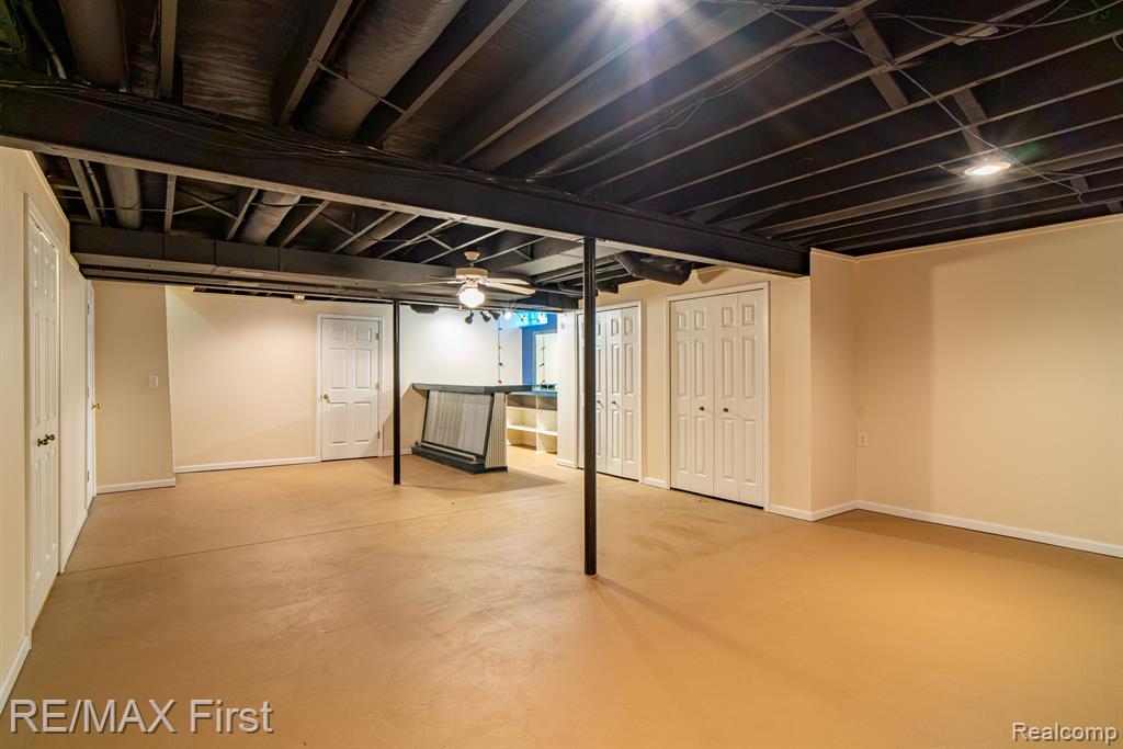 4158 RICHFIELD Drive, Sterling Heights, MI 48314 — Photo 33