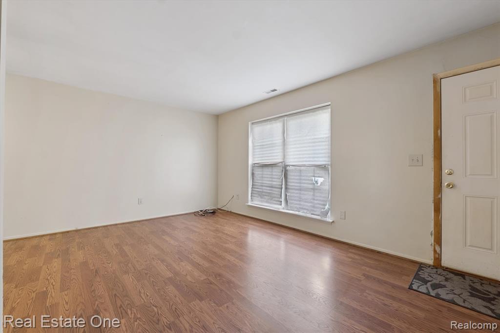 44407 Newburyport Drive, Canton, MI 48187 — Photo 6