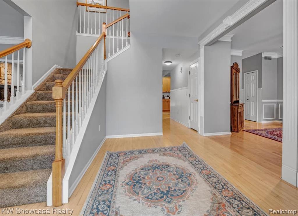 585 TIMBER RIDGE Drive, Highland, MI — Photo 2
