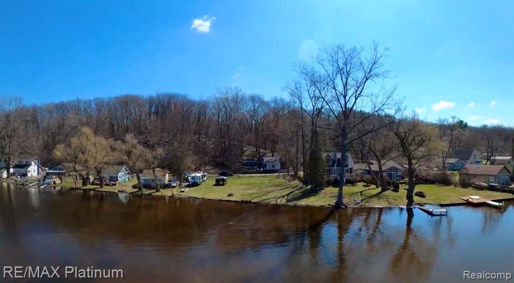 11280 Patterson Lake Dr Drive, Pinckney, MI 48169 — Photo 11