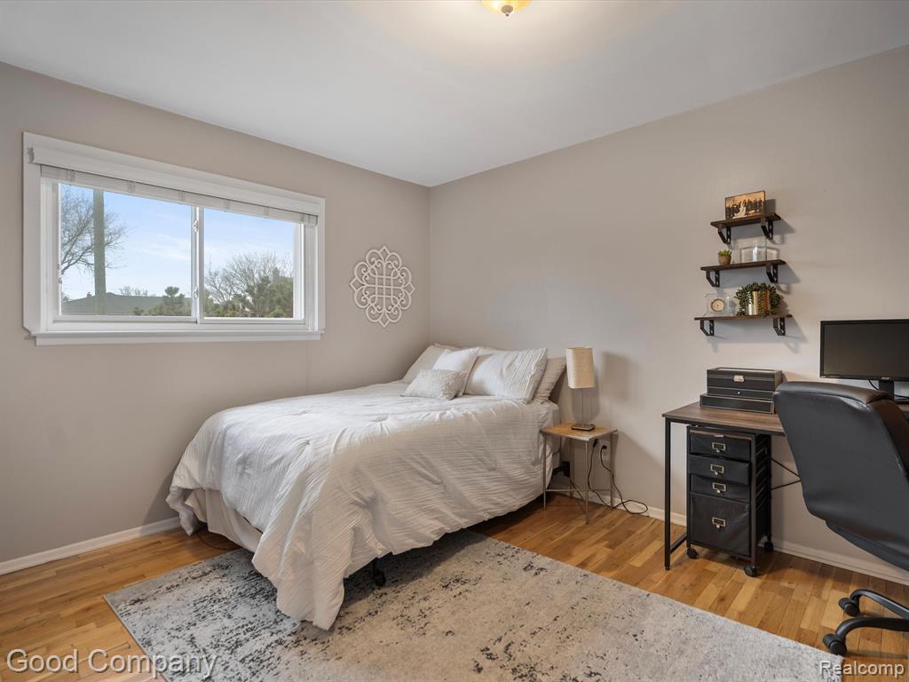 833 TANGLEWOOD Drive, Madison Heights, MI 48071 — Photo 15