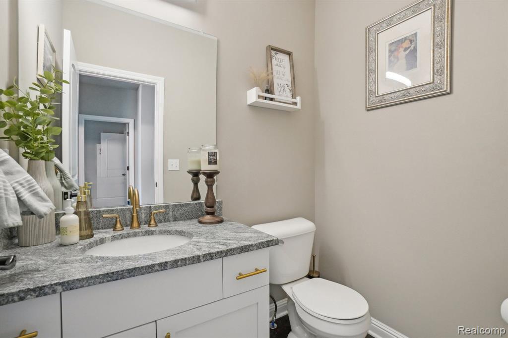 54718 LAWSON CREEK Drive, Utica, MI 48316 — Photo 16