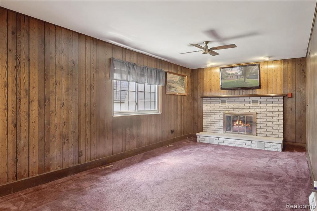 8812 Rio Vista Street, Green Oak, MI 48116 — Photo 12
