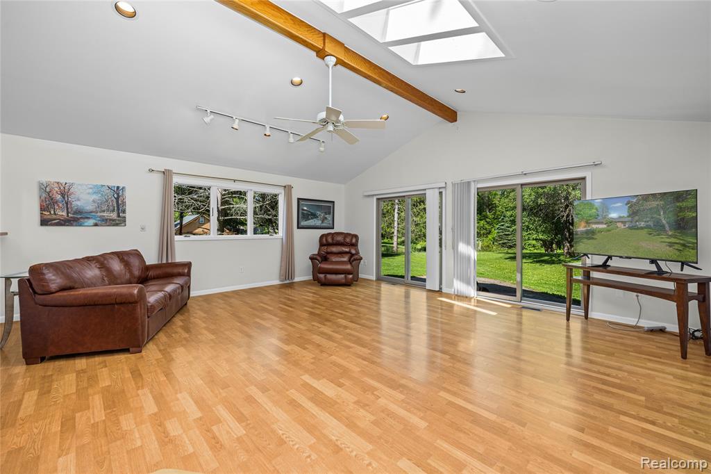 760 Waterbury Road, Highland, MI 48356 — Photo 21