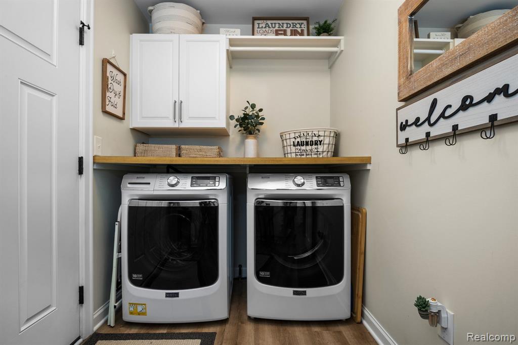 5310 FALCON Way, Midland, MI 48642 — Photo 14