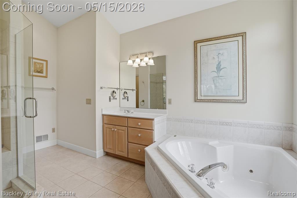 7919 Alta Vista Drive, Pinckney, MI 48169 — Photo 9