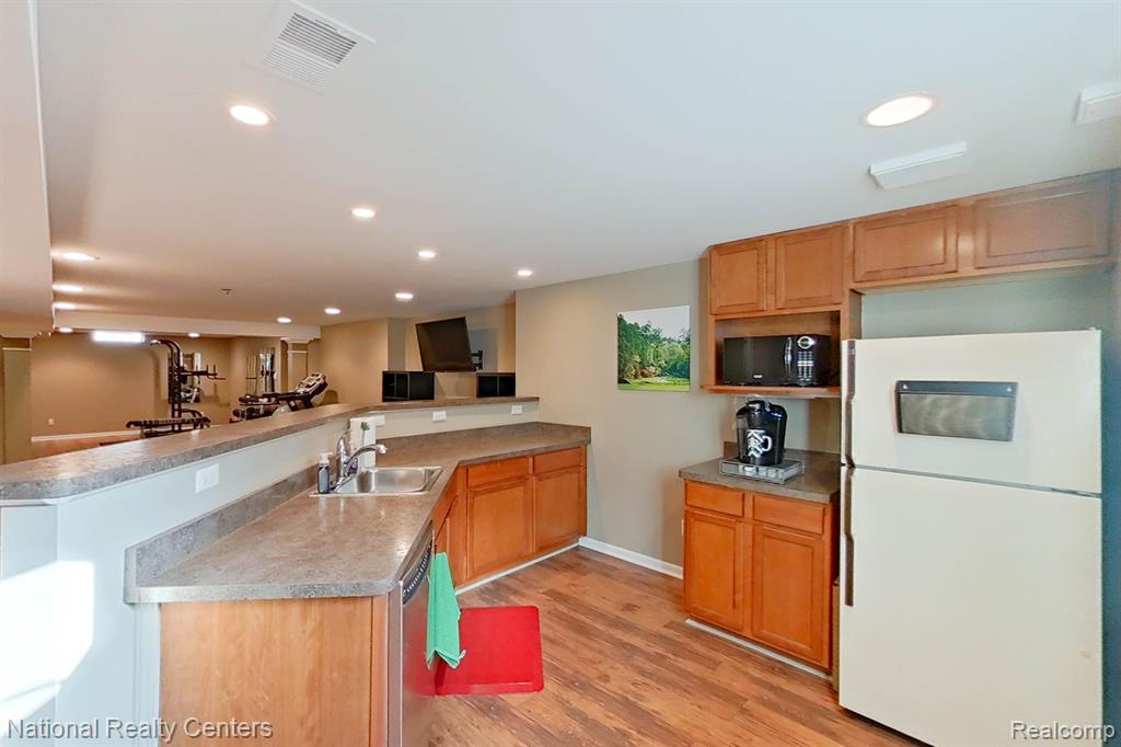 48537 ANTIQUE Road, Canton, MI 48187 — Photo 41