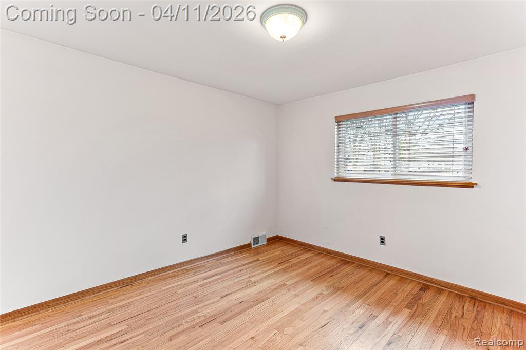 4012 Weddell Street, Dearborn Heights, MI 48125 — Photo 14