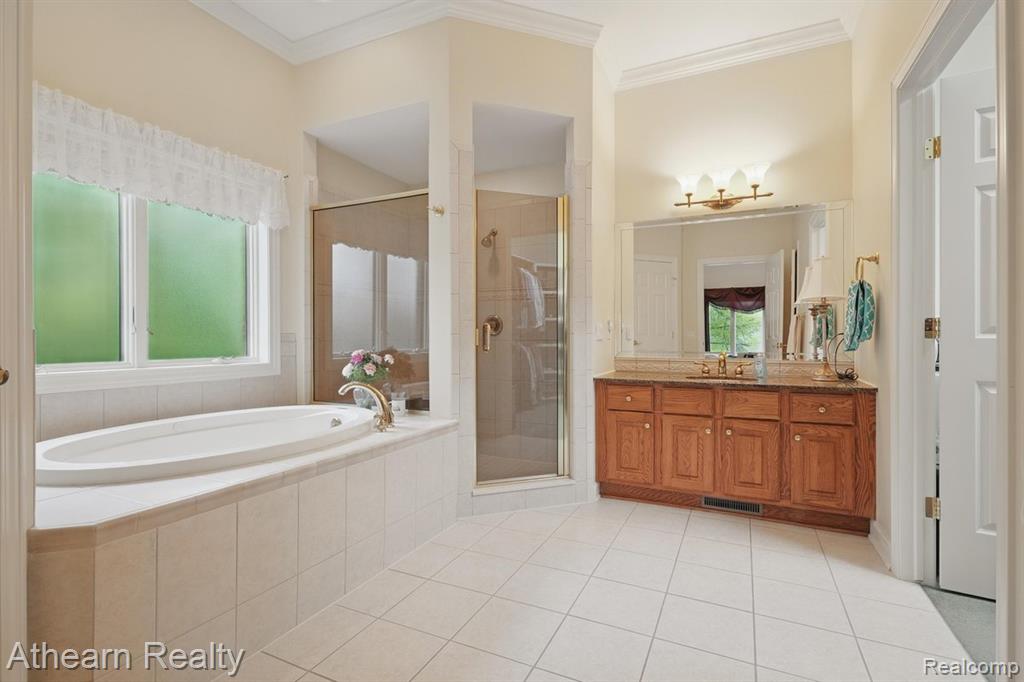 8373 Riverwalk Drive, Fenton, MI 48430 — Photo 49